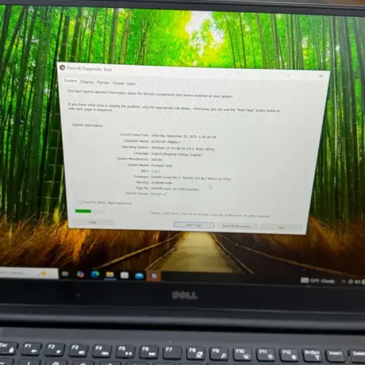 Dell Precision 5520 Workstation - Core i7-7820HQ, 16GB RAM, 512GB SSD, 4GB NVIDIA Quadro